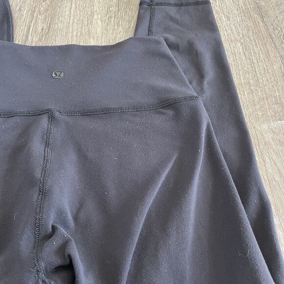 Lululemon Black Ankle Crop Leggings - Picture 7 of 12